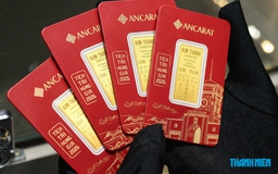 Giá vàng tăng mạnh bất chấp Fed tăng lãi suất: Xuống tiền ngay hay chờ thêm?