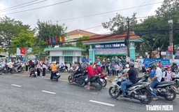 Vĩnh Long: Xác minh nhóm học sinh đánh hội đồng bạn trước cổng trường