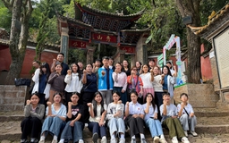 Hành trình khám phá dấu ấn ngàn năm trên núi Tú Sơn Hành trình khám phá dấu ấn ngàn năm trên núi Tú Sơn