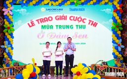 Đêm trung thu giúp em tìm lại niềm tin sau mất mát Đêm trung thu giúp em tìm lại niềm tin sau mất mát