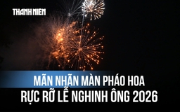 Mãn nhãn pháo hoa rực rỡ trên bãi biển Cần Giờ đêm lễ Nghinh Ông