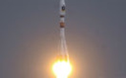 Nga phóng tên lửa Soyuz mang 6 vệ tinh