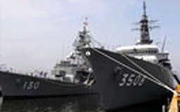 Ba tàu chiến Nhật chính thức thăm Campuchia
