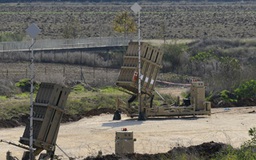 Israel nghi Iran tăng cường vũ trang cho Hamas