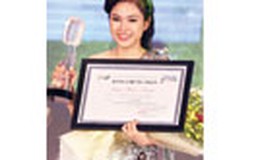 Cuộc thi Tiếng hát Truyền hình TP.HCM 2012: Lưu Hiền Trinh đoạt giải nhất