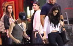 Justin Bieber và Selena Gomez hòa giải bất thành?