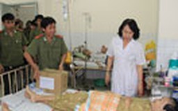 Tặng quà bệnh nhân ung bướu