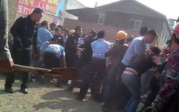 Trung Quốc thắt chặt quy định thu hồi đất