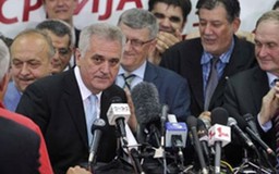 Serbia: Thủ lĩnh đối lập đắc cử tổng thống