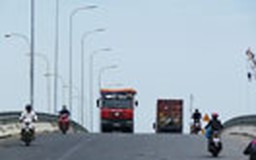 Lưu thông cầu mới, cấm xe qua cầu Nam Ô cũ
