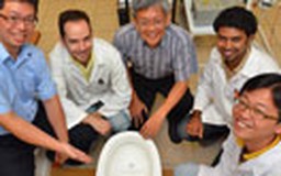 Sản xuất điện và phân bón từ... toilet