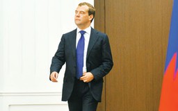 Thủ tướng Nga thăm đảo tranh chấp