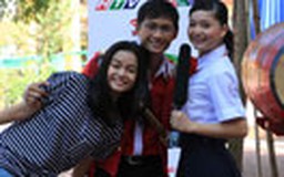 Sao Việt hào hứng “Về trường”