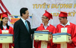 Thủ tướng Nguyễn Tấn Dũng dự khai giảng tại TP.HCM