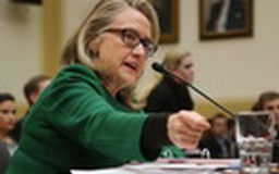 Bà Clinton nổi đóa tại phiên điều trần vụ Benghazi