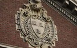 Đại học Harvard sơ tán vì tin báo có bom