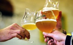 Mỹ kêu gọi LHQ cấm các nhà ngoại giao “say xỉn” dự họp
