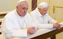 Giáo hoàng Francis từ chối sống trong dinh thự