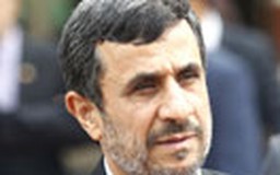 Tổng thống Iran Ahmadinejad sắp hầu tòa