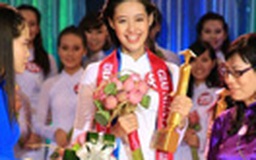 Nguyễn Trần Khánh Vân: Miss Áo Dài Nữ Sinh VN 2013