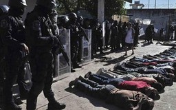 Mexico tìm thấy 12 thi thể trong 2 ngôi mộ bí mật