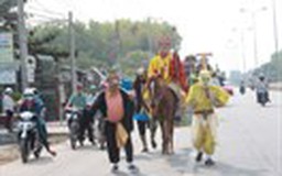 Thầy trò Đường Tăng đưa đám tang gây 'náo loạn' giao thông