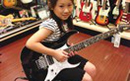 Guitarist 8 tuổi