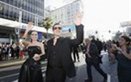 Nhà báo Ukraine bị cấm đến gần Brad Pitt