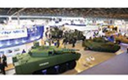 Hàng 'nóng' lộ diện tại Eurosatory 2014