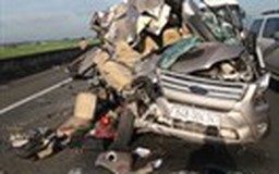 Vụ tai nạn thảm khốc trên đường cao tốc Trung Lương: Tang thương một chuyến xe