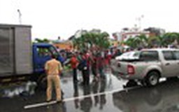 Tắm mưa, bé trai 9 tuổi bị xe tông chết