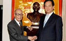 Thủ tướng chúc thọ Giáo sư Vũ Khiêu