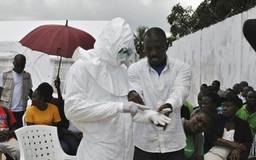Triển vọng từ kết quả thử nghiệm vắc xin Ebola
