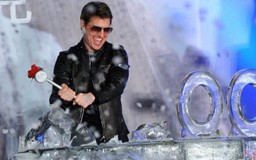 Tom Cruise làm bánh bao, "đập phá" ở Đài Loan