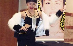 Tóc Tiên diện đồ sexy đi xem show của Miley Cyrus