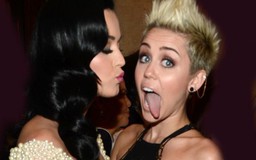 Katy Perry đòi ‘nện’ Miley Cyrus vì nhắc đến John Mayer