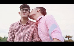 Đinh Huy X-Factor hôn đồng tính trong MV mới