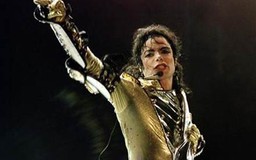 Michael Jackson bị tố ở bẩn nhất Hollywood