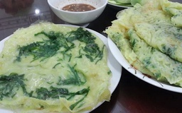 Lạ kỳ bánh xèo lá nghệ