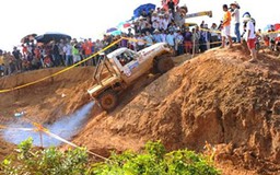 "Nóng" cùng Việt Nam Offroad Cup 2012