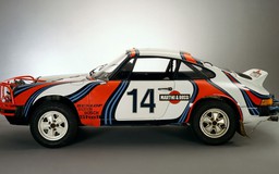 Porsche ‘tung hỏa mù’ về 911 Safari bản off-road