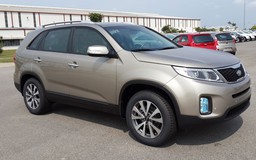 New Sorento 2014 phiên bản máy dầu, số sàn giá 903 triệu đồng