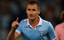 Miroslav Klose được trao giải thưởng… “thật thà”