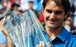 Federer cân bằng kỷ lục của Nadal