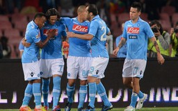 Napoli vượt lên trong cuộc đua giành vé dự Champions League