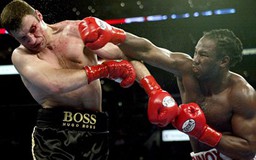 Lennox Lewis muốn chấm dứt sự thống trị của nhà Klitschko