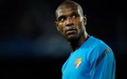 Eric Abidal đủ sức thi đấu cho Barcelona