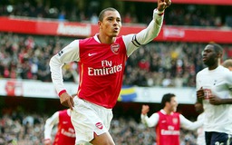 Gilberto Silva: 'Arsenal mời tôi làm huấn luyện viên'