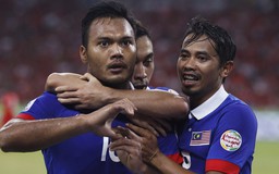 Tiền đạo tuyển Malaysia bị cảnh cáo vì hút thuốc và đi chơi đêm