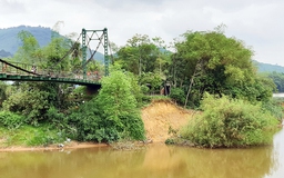 Mong manh cầu treo dân sinh ở Hà Tĩnh